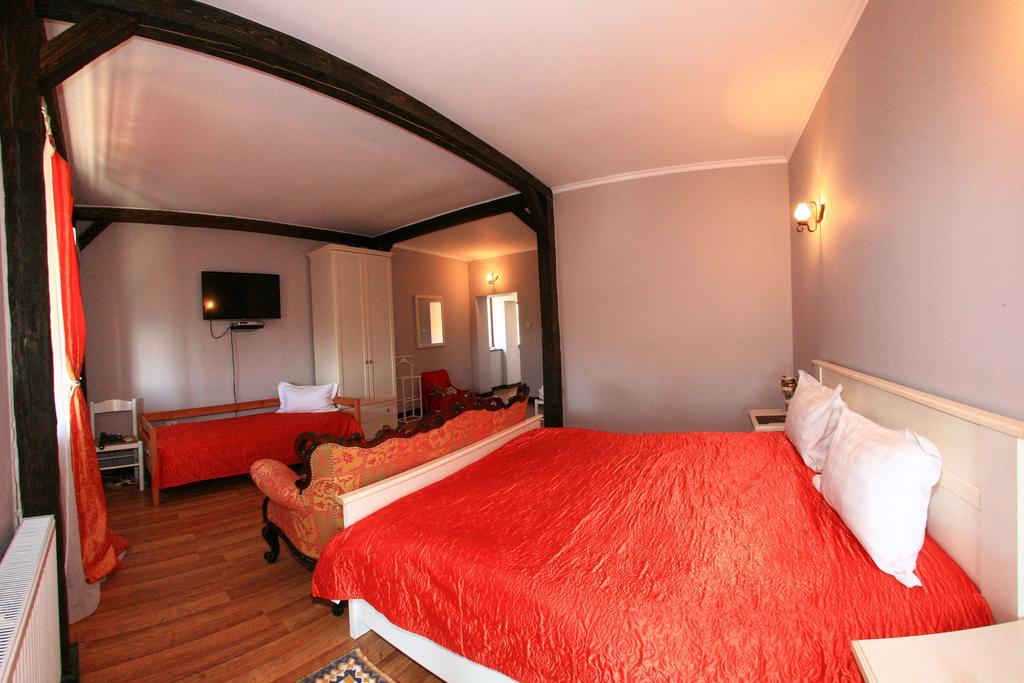 Castelul Lupilor Hotel Chimindia Habitación foto